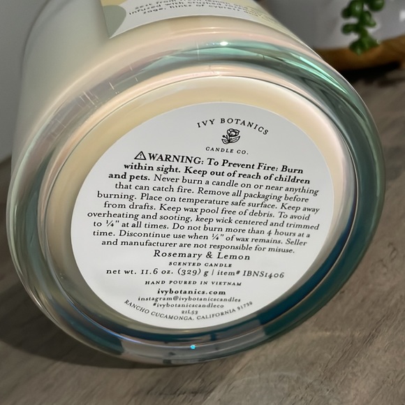 Ivy Botanics Inspire Candle - Picture 4 of 4